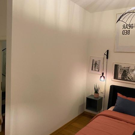 Cozy Apt W/ King Bed Great For Discovering Liege Luaran gambar