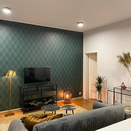 Cozy Apt W/ King Bed Great For Discovering Liege Luaran gambar